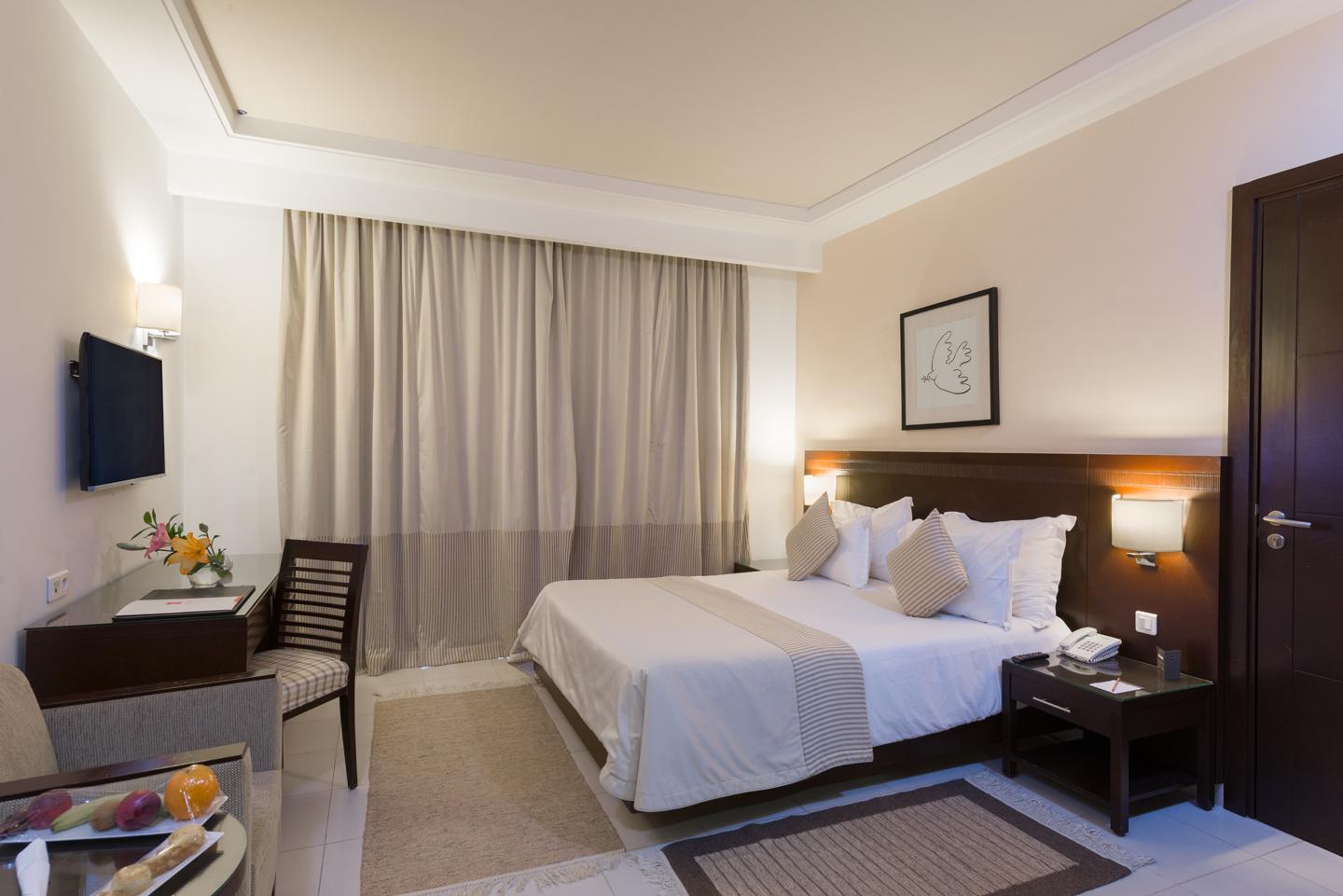 Le Corail Suites Hotel Tunisi Esterno foto