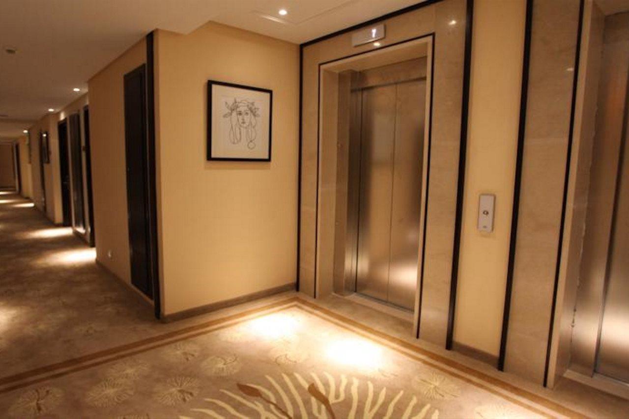 Le Corail Suites Hotel Tunisi Esterno foto