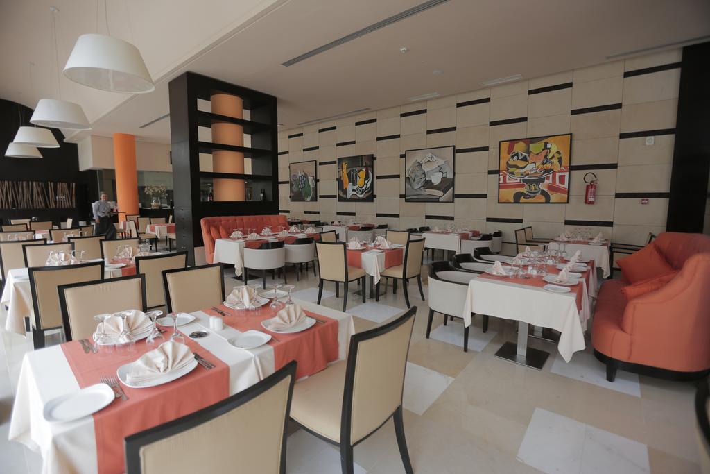 Le Corail Suites Hotel Tunisi Esterno foto