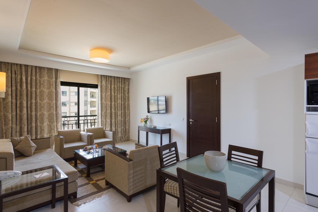 Le Corail Suites Hotel Tunisi Esterno foto