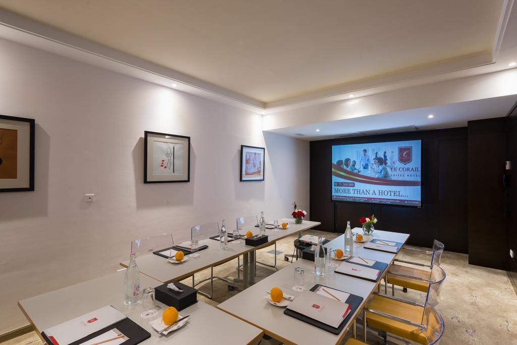 Le Corail Suites Hotel Tunisi Esterno foto