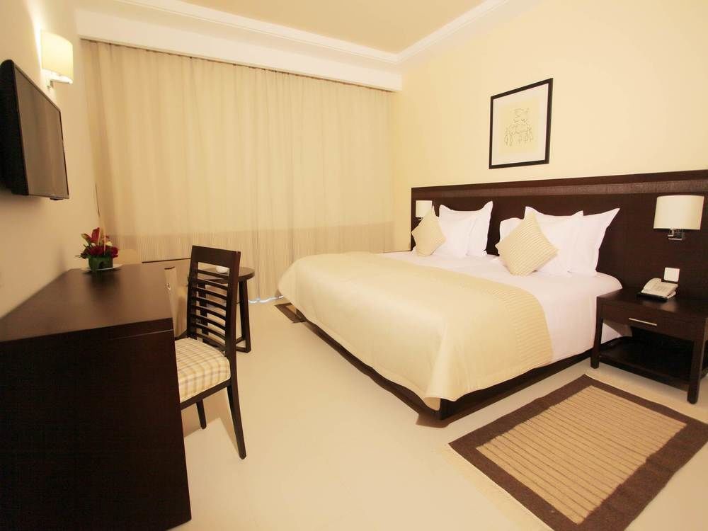 Le Corail Suites Hotel Tunisi Esterno foto